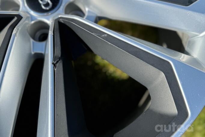 Audi, lengvojo lydinio