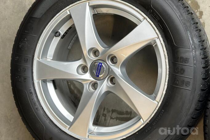 VOLVO, lengvojo lydinio