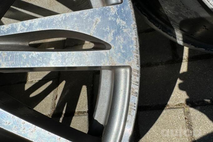 Audi, lengvojo lydinio