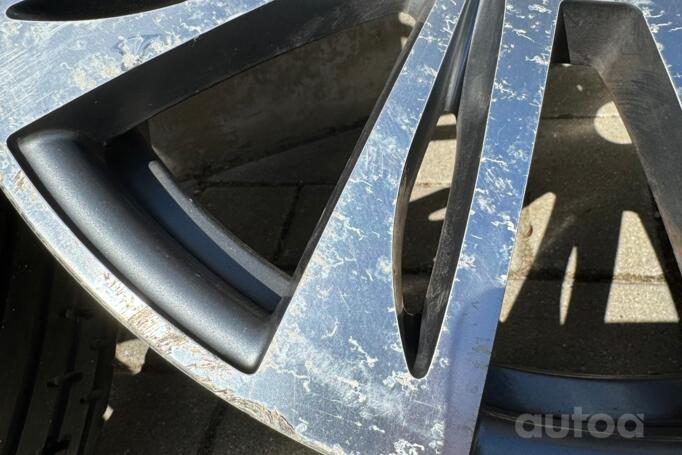 Audi, lengvojo lydinio