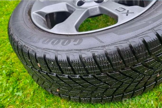 Volvo, lengvojo lydinio