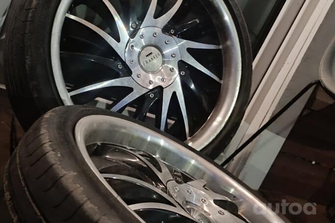 Kita, lengvojo lydinio