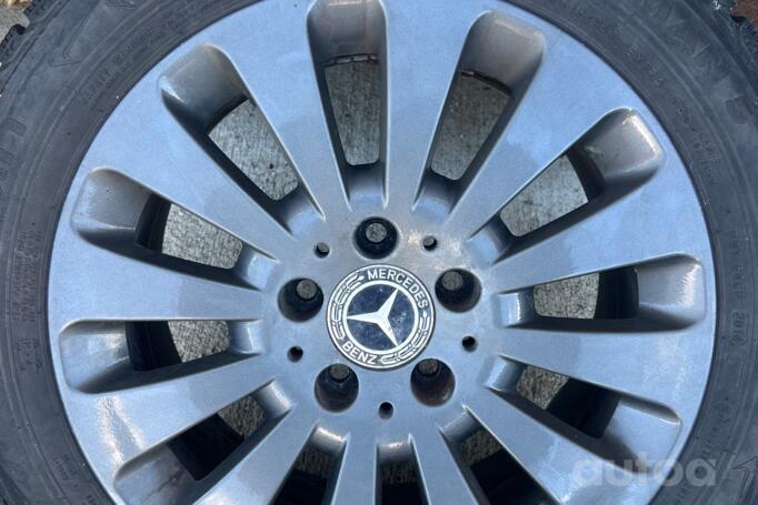 Mercedes, lengvojo lydinio