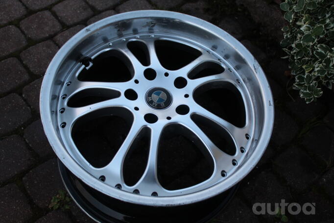 Kita, lengvojo lydinio