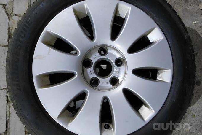 Kita, lengvojo lydinio