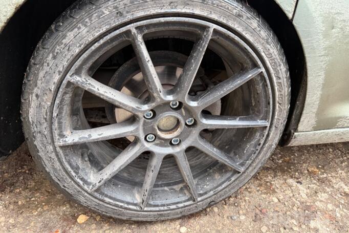 Kita, lengvojo lydinio