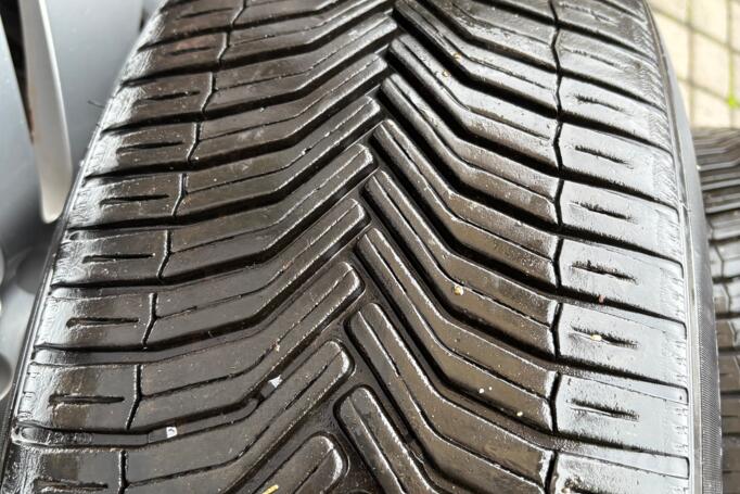 Mercedes, lengvojo lydinio