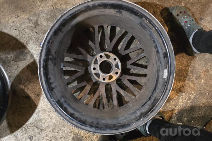 Kita, lengvojo lydinio