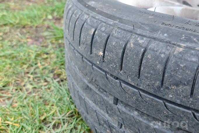 Kita, lengvojo lydinio