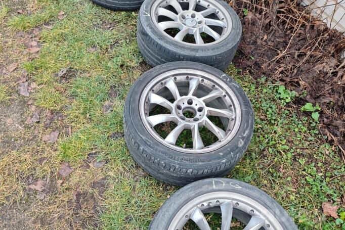 Kita, lengvojo lydinio