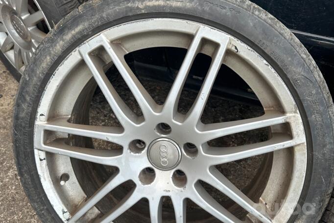 Audi, plieniniai štampuoti