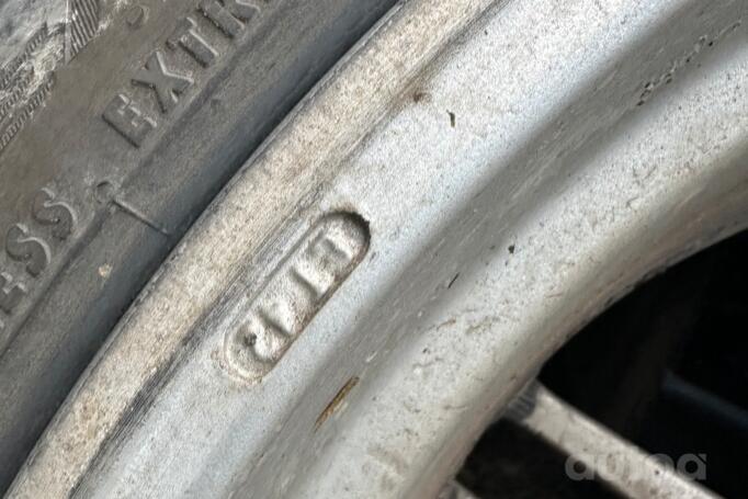 Audi, plieniniai štampuoti