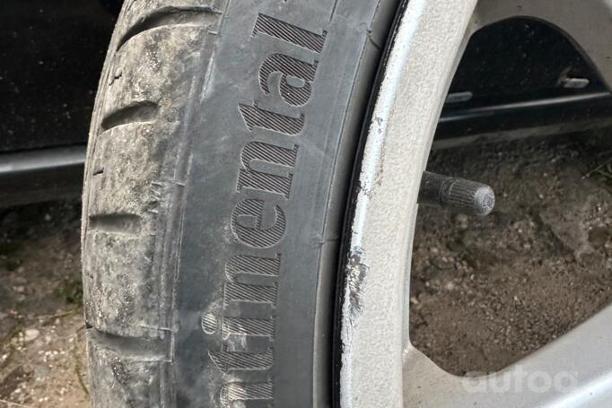 Audi, plieniniai štampuoti