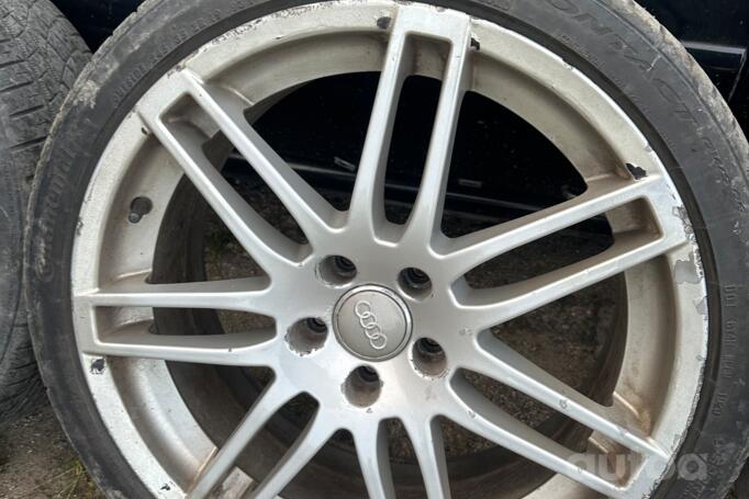 Audi, plieniniai štampuoti