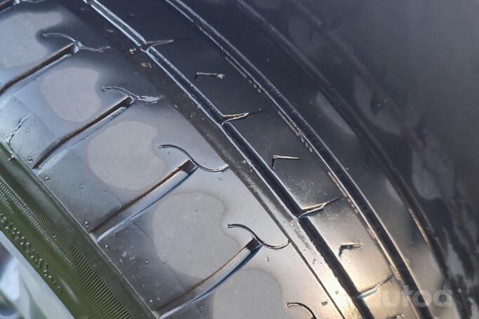 Kita, lengvojo lydinio