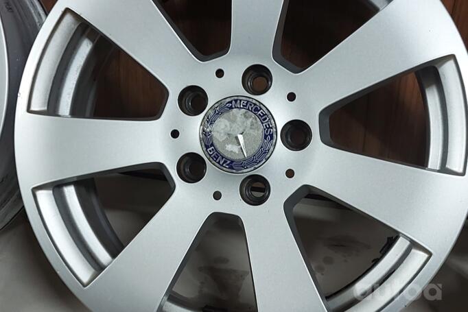 Kita, lengvojo lydinio