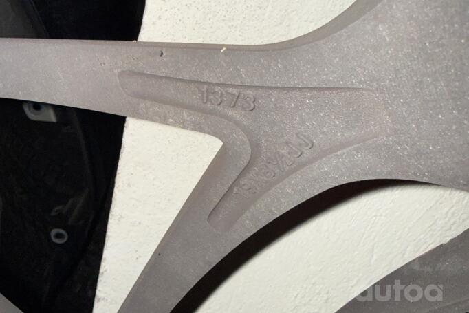 Kita, lengvojo lydinio