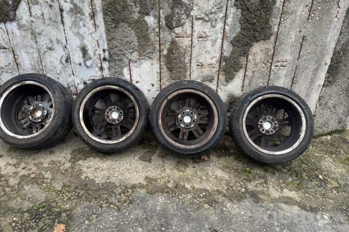 Kita, lengvojo lydinio