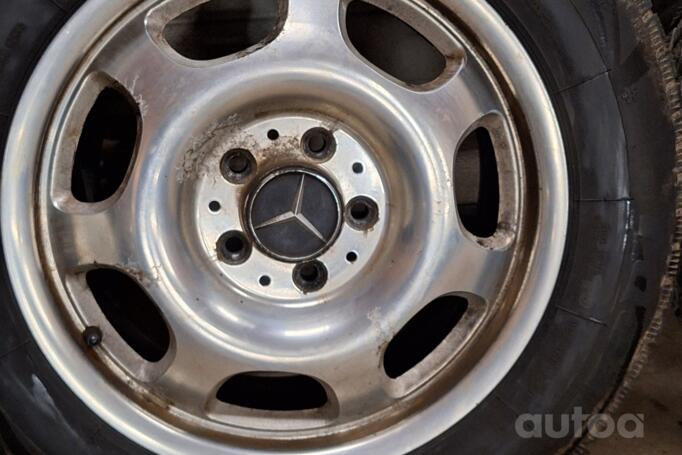 Kita, lengvojo lydinio