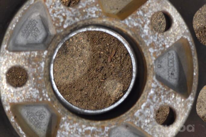 Kita, lengvojo lydinio