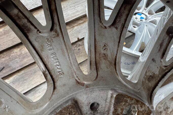 Kita, lengvojo lydinio