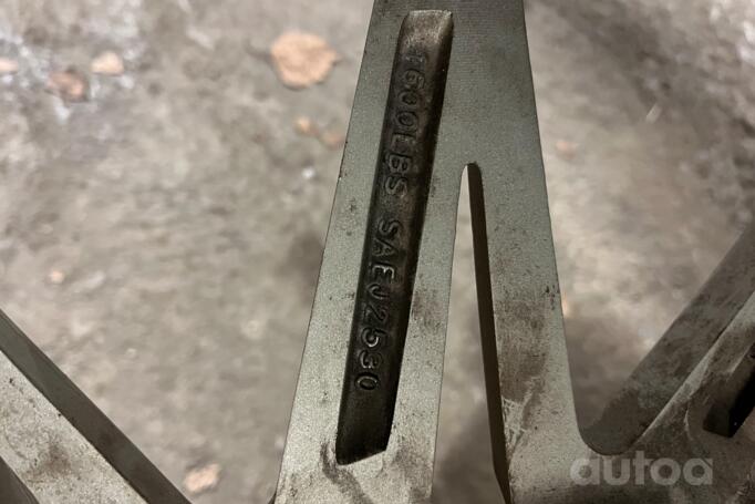 Blaque Diamond, lengvojo lydinio