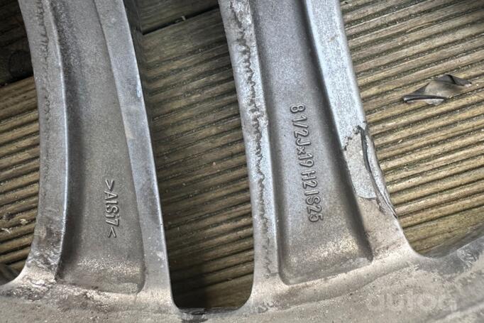 BMW, lengvojo lydinio