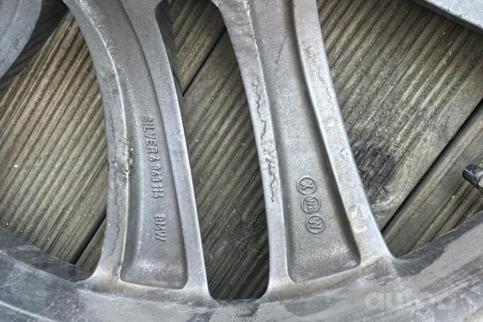 BMW, lengvojo lydinio