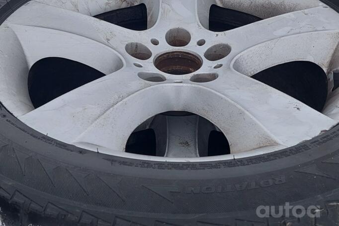 Kita, lengvojo lydinio