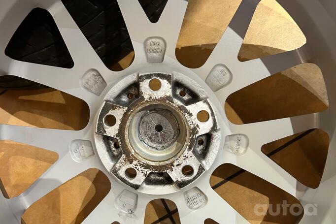 Kita, lengvojo lydinio