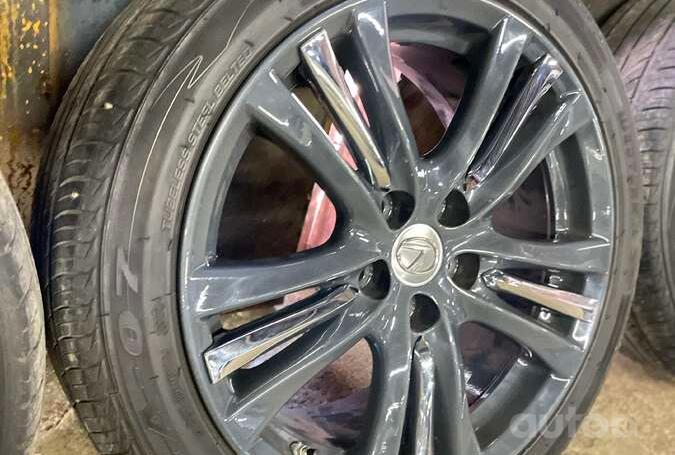 Lexus, lengvojo lydinio