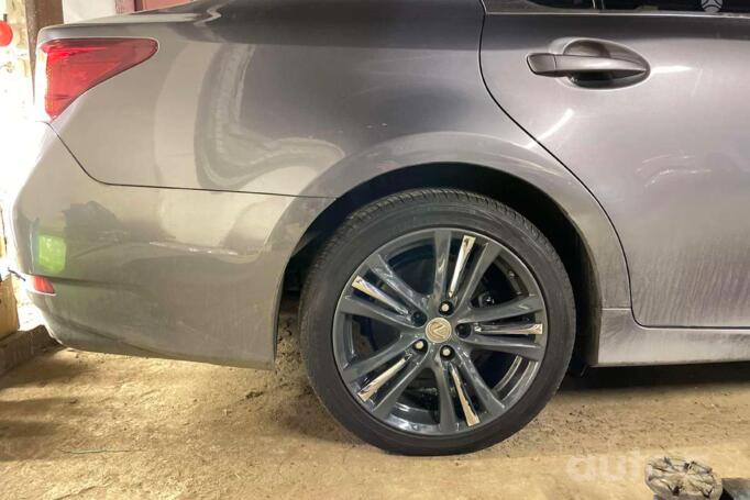 Lexus, lengvojo lydinio