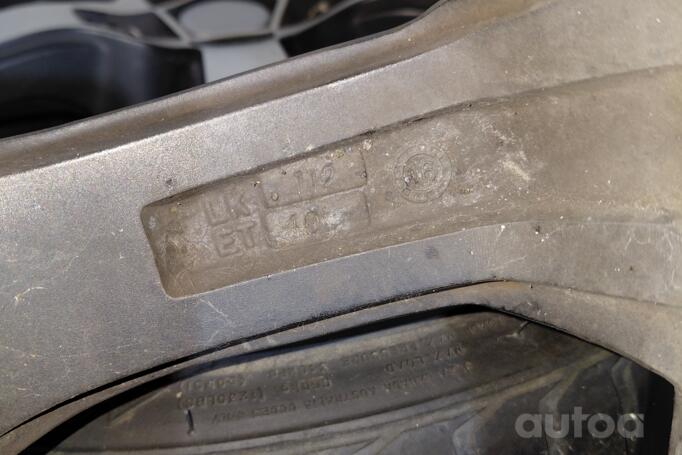 Kita, lengvojo lydinio