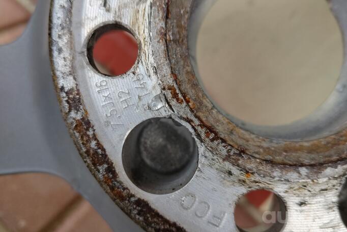 Kita, lengvojo lydinio