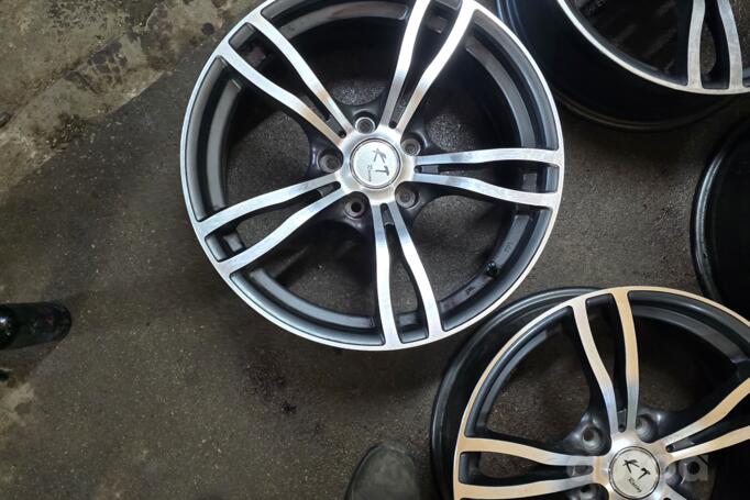 Kita, lengvojo lydinio