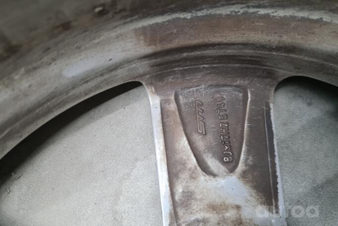 Kita, lengvojo lydinio