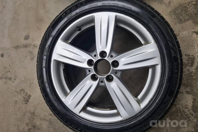 Kita, lengvojo lydinio