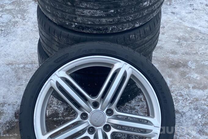 Audi, lengvojo lydinio