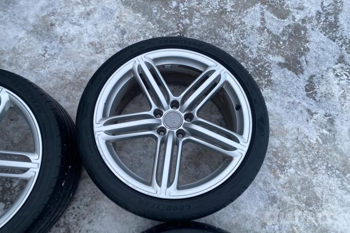 Audi, lengvojo lydinio