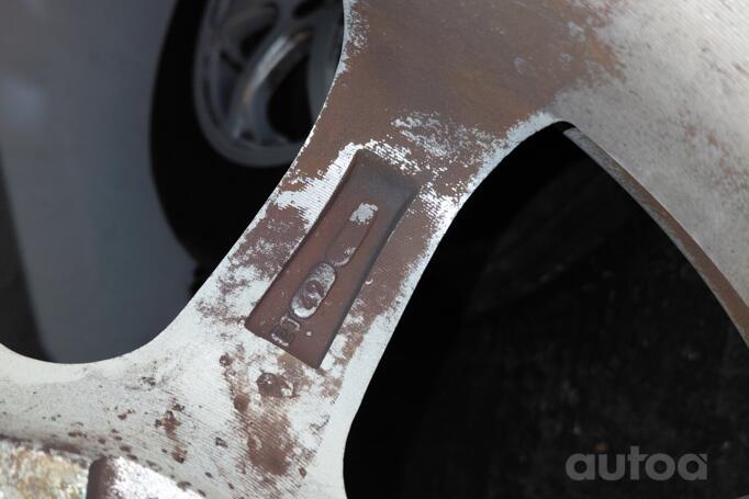 Kita, lengvojo lydinio