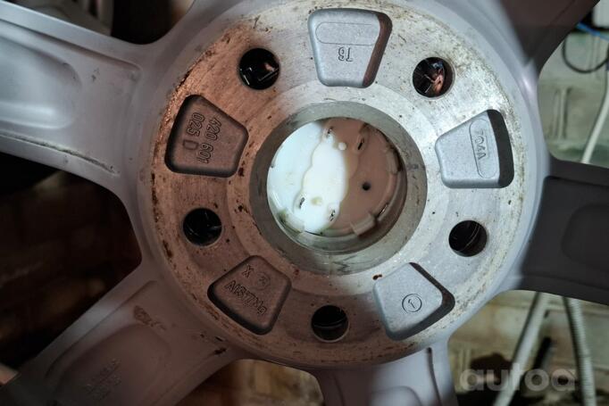 Audi, lengvojo lydinio