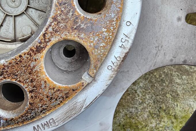 BMW, lengvojo lydinio