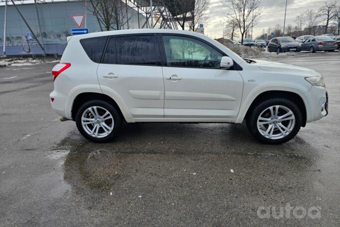 Toyota, lengvojo lydinio