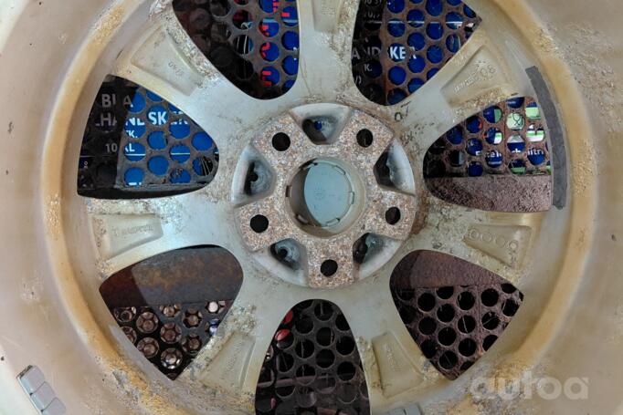 Kita, lengvojo lydinio