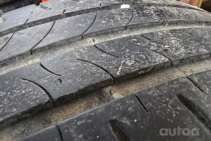 Kita, lengvojo lydinio