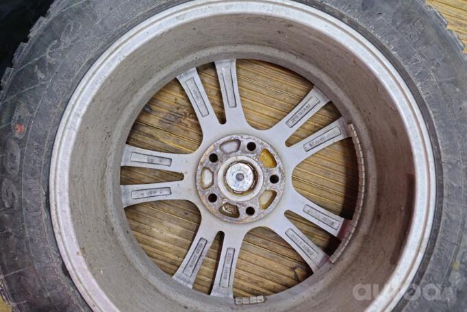 Kita, lengvojo lydinio