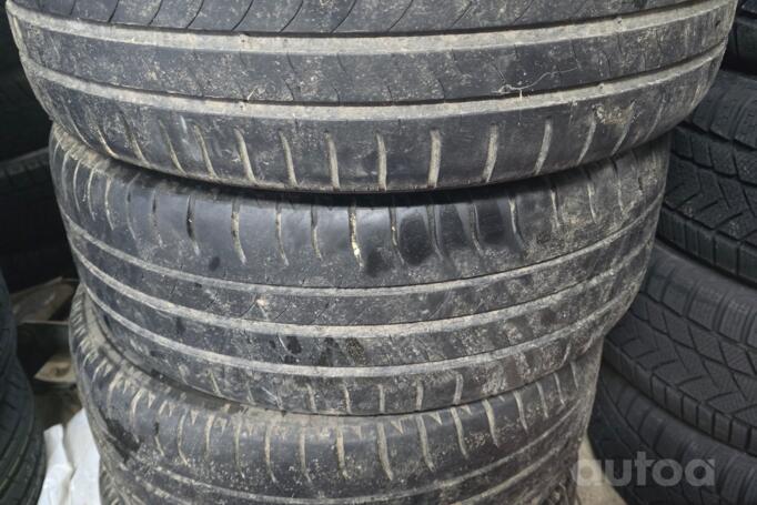 Kita, lengvojo lydinio