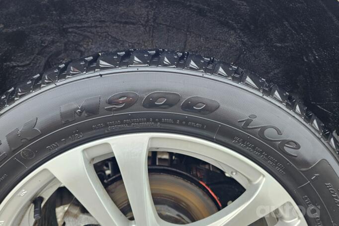 Toyota, lengvojo lydinio