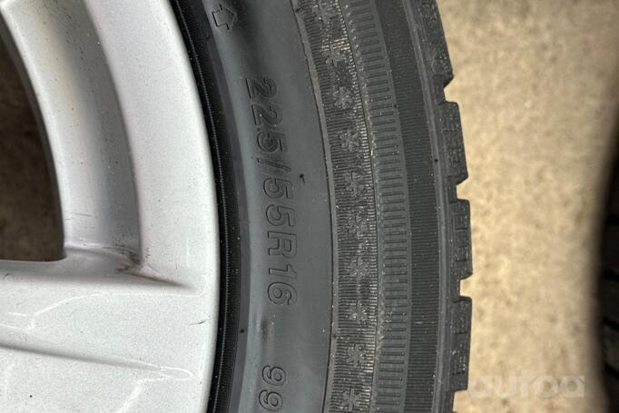 Kita, lengvojo lydinio