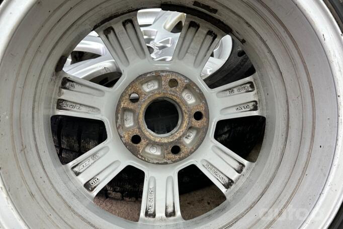 Kita, lengvojo lydinio